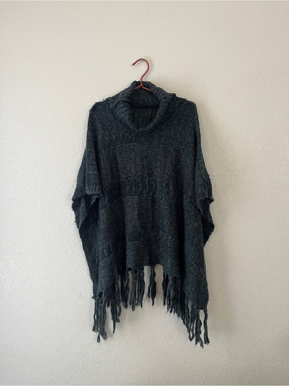 NWT Jessica Simpson Knit Turtle Neck Poncho Sweater with Fringe Hem